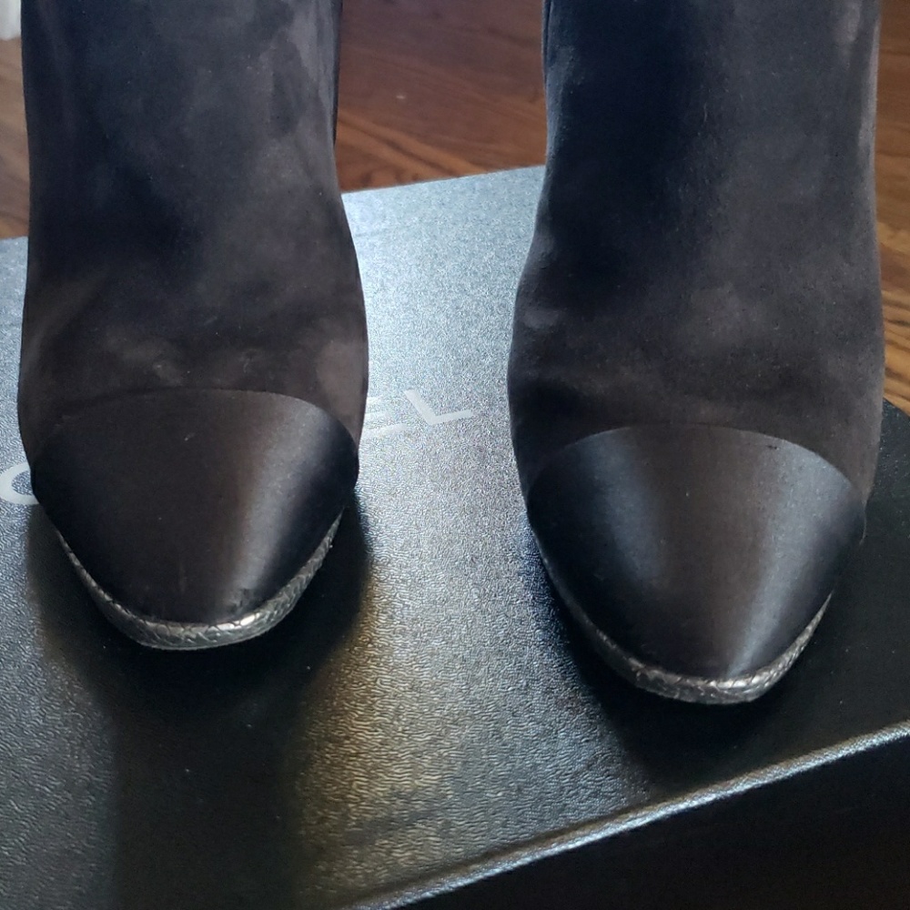 Chanel boots - Picture 3 of 4